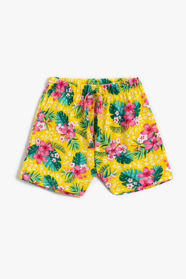 Koton Koton Girl's Yellow Patterned Shorts &; Bermuda