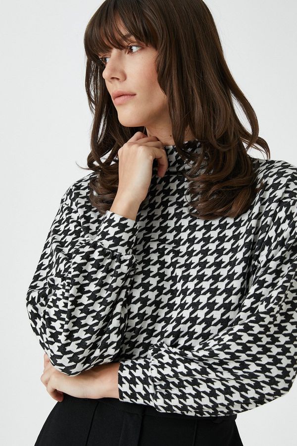 Koton Koton Houndstooth Patterned High Neck Sweater