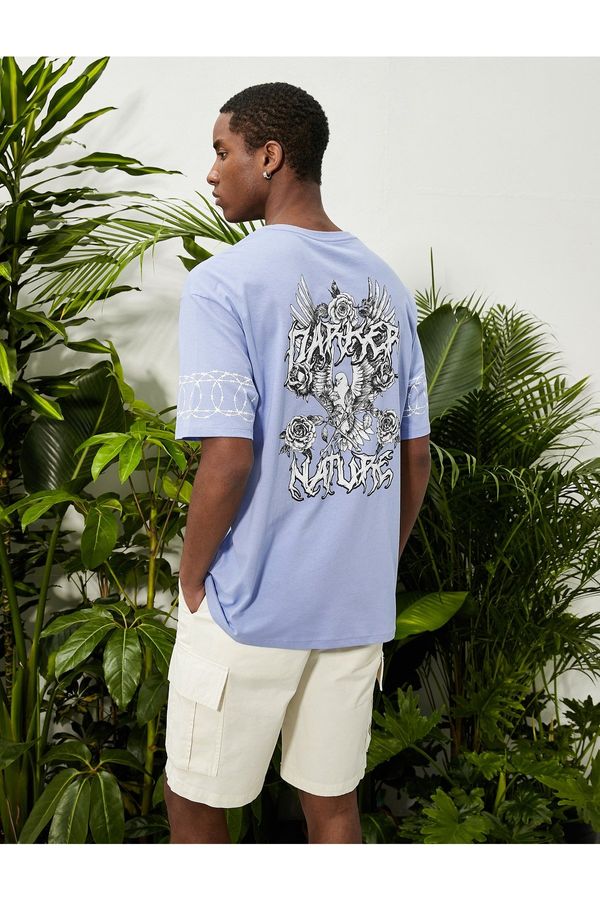 Koton Koton Oversize T-Shirt with a Crew Neck Graffiti Print Short Sleeves
