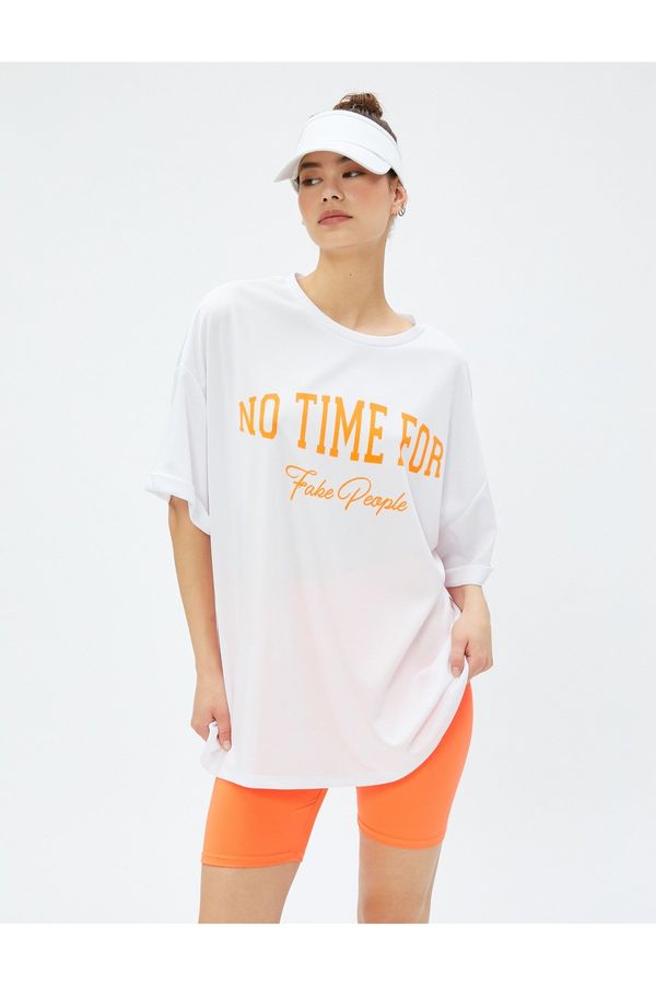 Koton Koton Oversized Sports T-Shirt with Slogan Print Crew Neck.