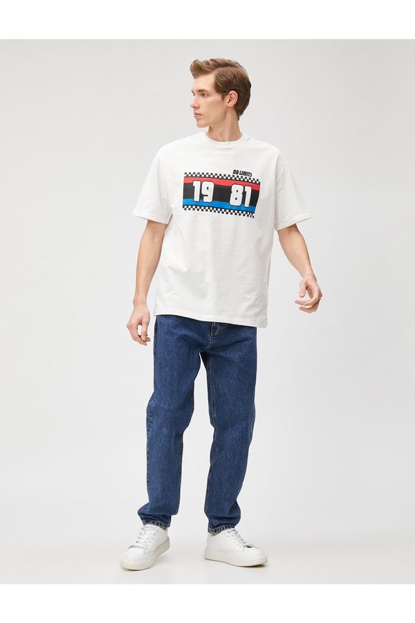 Koton Koton Oversized T-Shirt with a Racing Theme and Printed Crew Neck Short Sleeves.