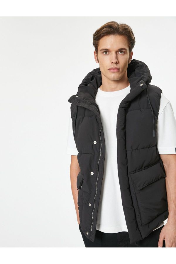 Koton Koton Puffer Vest with Hood and Pocket and Zipper Closure