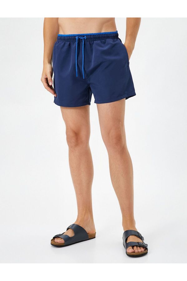 Koton Koton Shorts Marine Shorts with a lace-up waist with pockets.