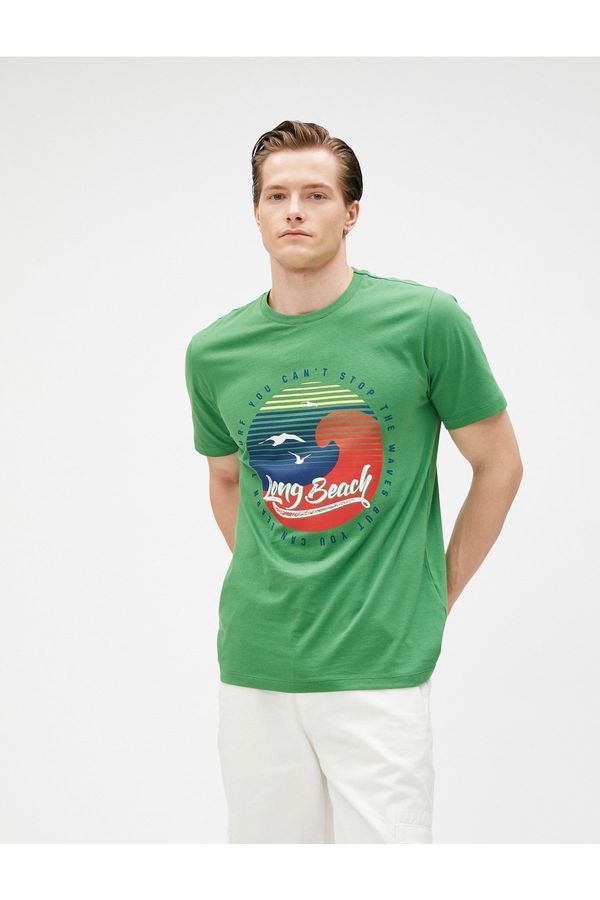 Koton Koton Slogan Printed T-Shirt with a Summer Theme, Crew Neck Short Sleeves, Slim Fit.