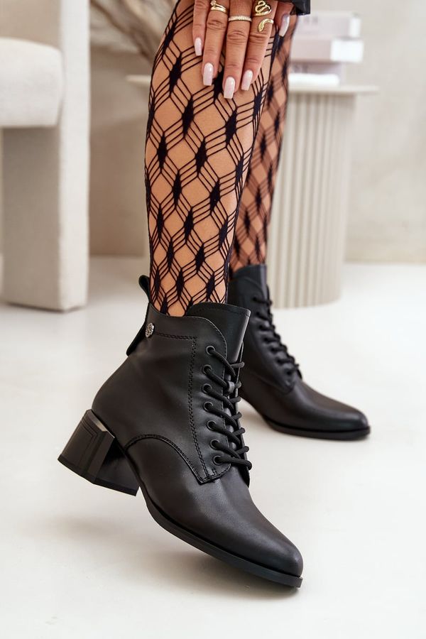 Kesi Lace-up women's ankle boots on heel made of natural leather insulated black vinceza