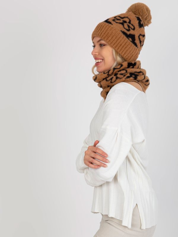 Fashionhunters Lady's camel and black winter cap with patterns