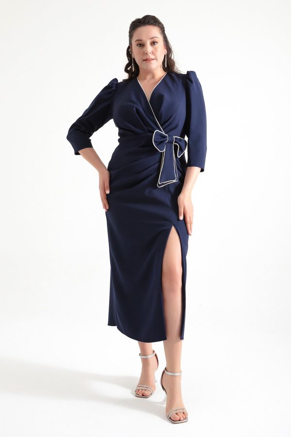Lafaba Lafaba Women&#39;s Navy Blue Double Breasted Collar Slit Plus Size Evening Dress