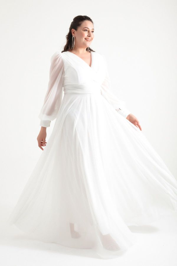 Lafaba Lafaba Women&#39;s White V-Neck Silvery Long Plus Size Evening Dress