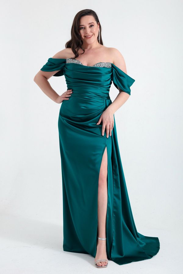 Lafaba Lafaba Women's Emerald Green Boat Neck Slit Long Plus Size Satin Evening Dress