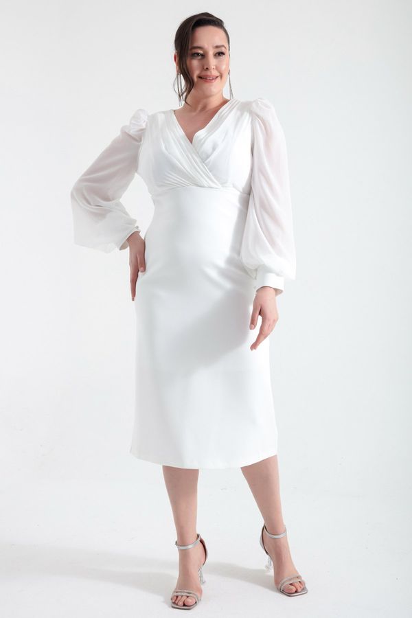 Lafaba Lafaba Women's White Double Breasted Neck Plus Size Evening Dress