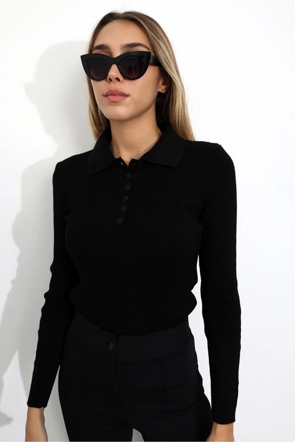 Laluvia Laluvia Black Polo Neck Buttoned Corduroy Knitted Blouse