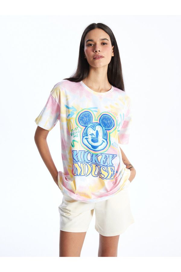 LC Waikiki LC Waikiki Mickey Mouse Printed Short Sleeve Women's T-Shirt with a Crew Neck