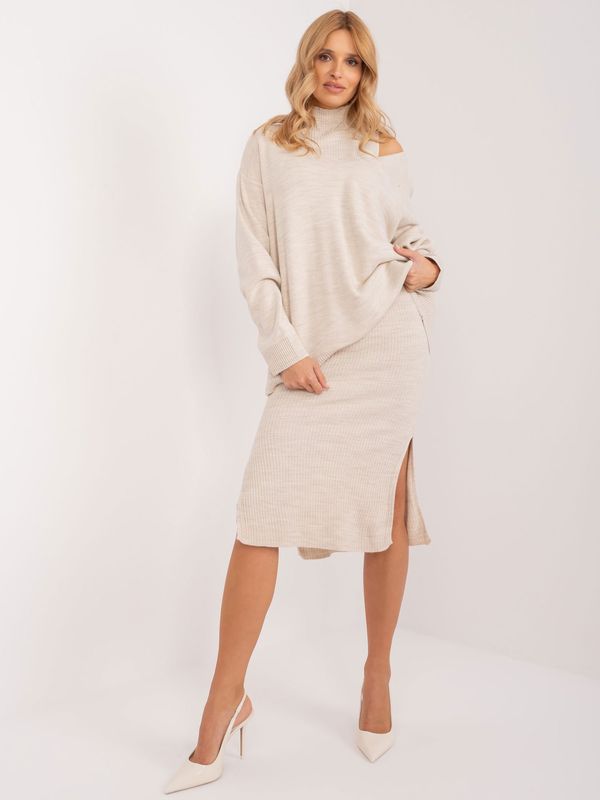 Fashionhunters Light beige knitted set with midi dress