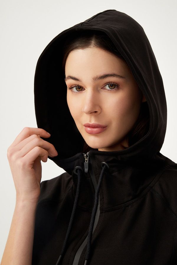 LOS OJOS LOS OJOS Women's Black Hooded Zipper Sweatshirt Sweatshirt