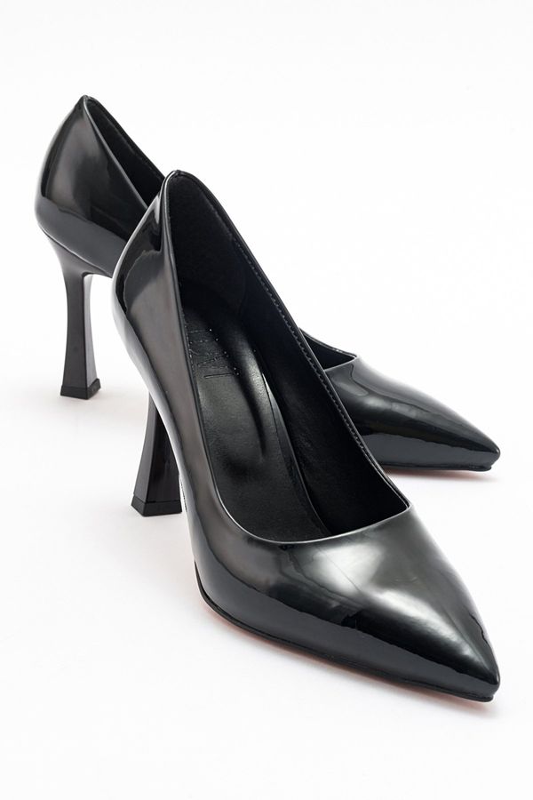 LuviShoes LuviShoes FOREST Women's Black Patent Leather Heeled Shoes