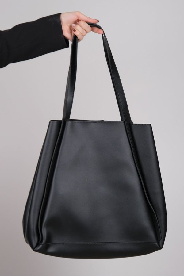 LuviShoes LuviShoes Klos Black Women's Shoulder Bag