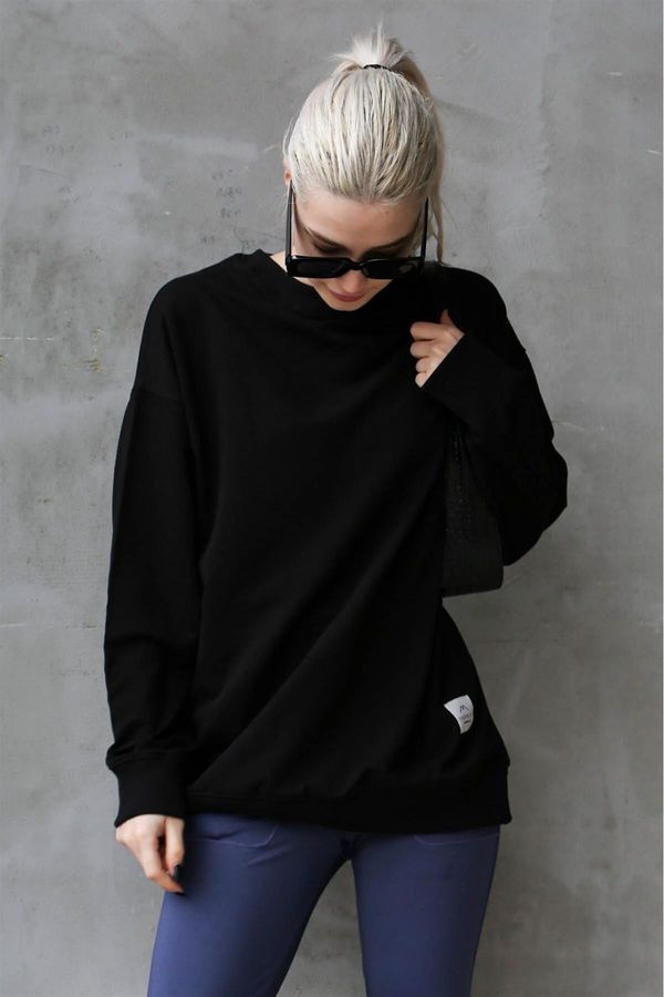 Madmext Madmext Black Basic Oversized Women's Sweatshirt
