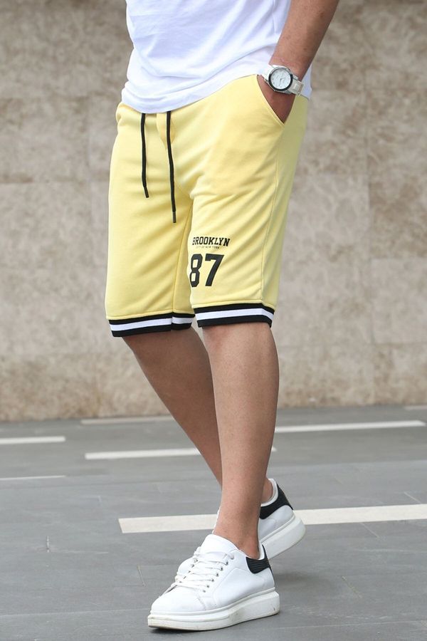 Madmext Madmext Men's Yellow Regular Fit Shorts 5405
