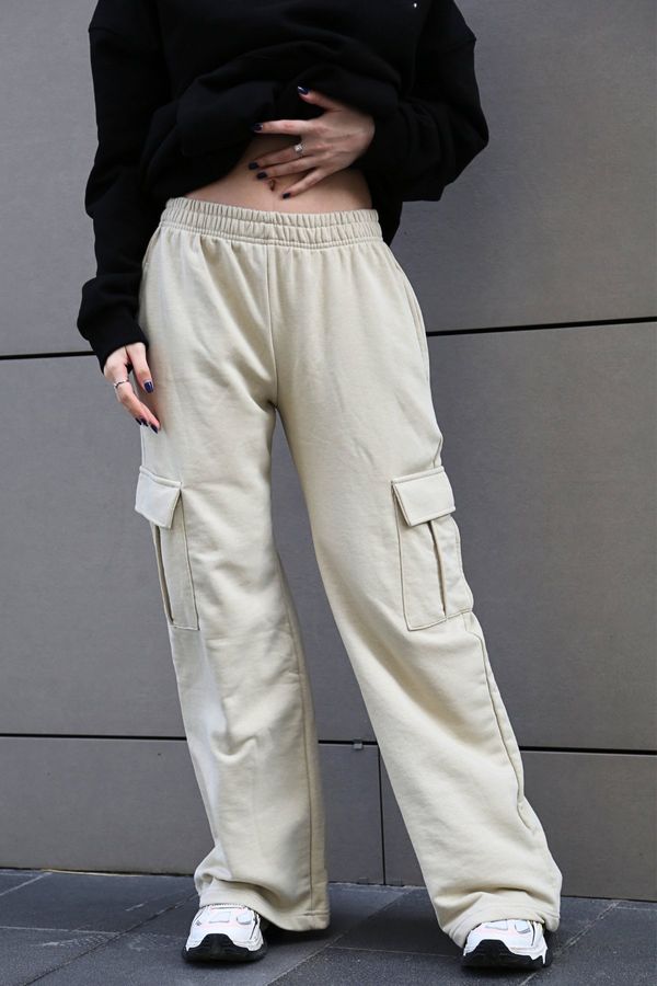 Madmext Madmext Women's Beige Wide Leg Cargo Pocket Sweatpants