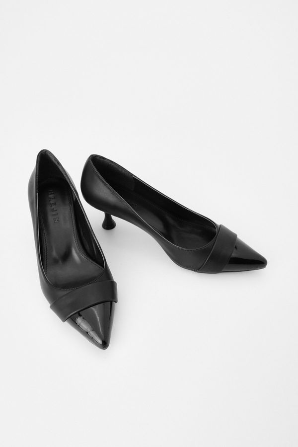 Marjin Marjin Women's Slim Heel Pointed Toe Classic Heeled Shoes Pure Black Patent Leather.