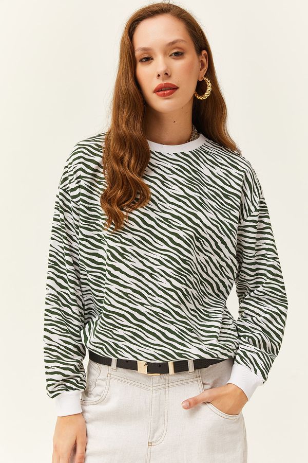 Olalook Olalook Women's Zebra Green Basic Soft Textured Loose Sweatshirt