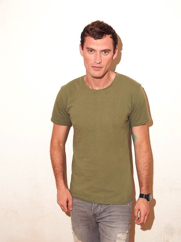Fruit of the Loom Olive men's t-shirt in combed cotton Iconic sleeve Fruit of the Loom