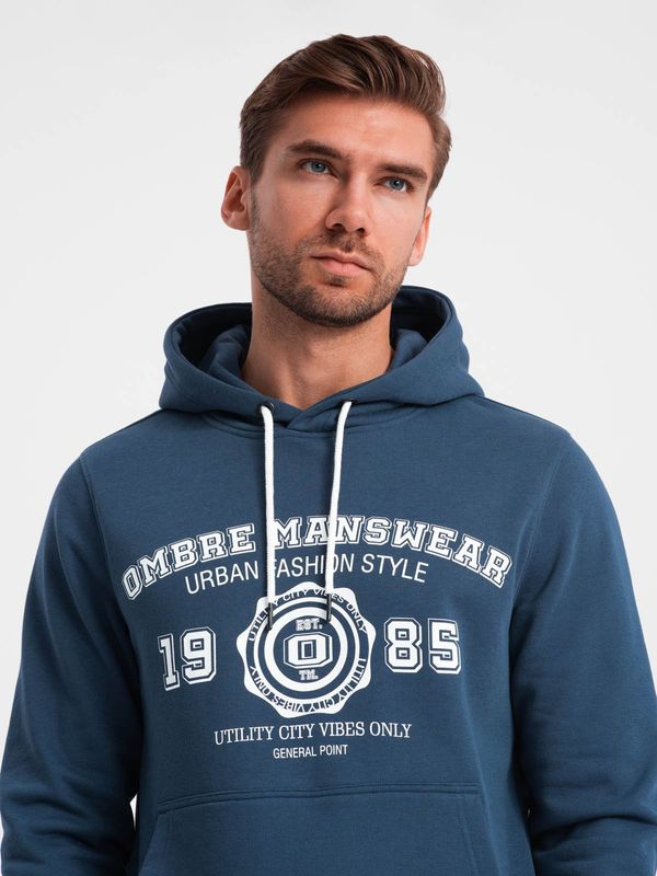 Ombre Ombre Men's kangaroo hoodie with college style print - navy blue