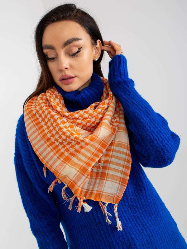Fashionhunters Orange and beige scarf with fringe