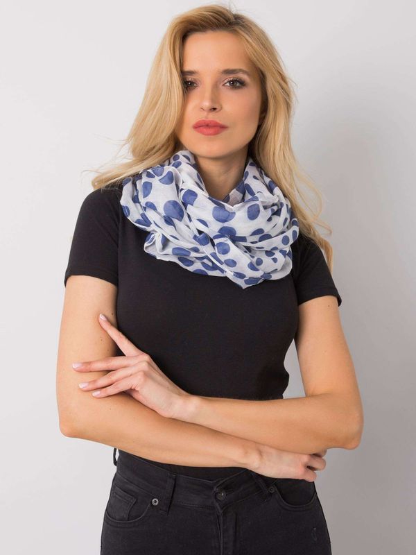 Fashionhunters Patterned chimney in white and dark blue