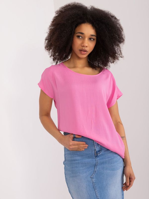 Fashionhunters Pink blouse with short sleeves SUBLEVEL