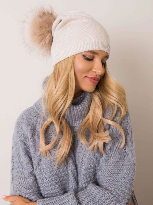 Fashionhunters RUE PARIS Beige winter beanie