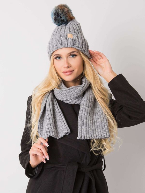 Fashionhunters RUE PARIS Grey winter set, hat and scarf