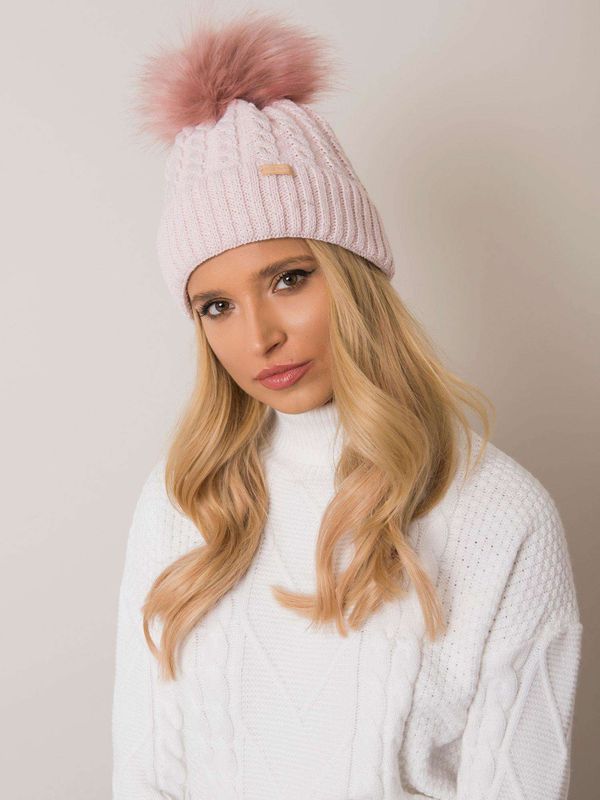 Fashionhunters RUE PARIS Light pink beanie with shiny thread