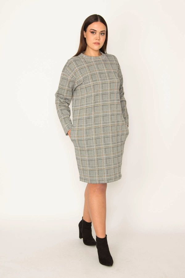 Şans Şans Women's Plus Size Gray Plaid Print Crew Neck Side Pocket Dress