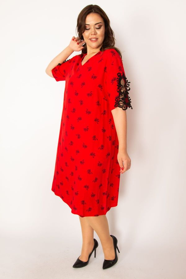 Şans Şans Women's Plus Size Red Woven Viscose Fabric V Neck Lace Detailed Dress