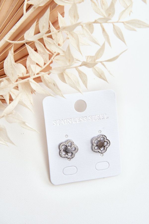 Kesi Silver flower earrings with zirconia
