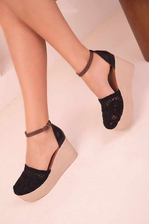 Soho Soho Black Women's Wedge Heels Shoes 17148