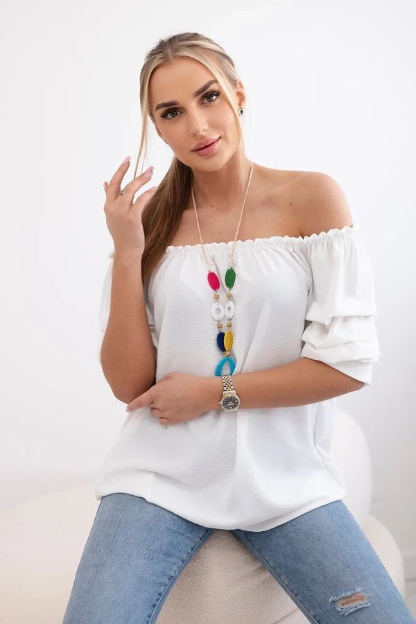 Kesi Spanish blouse with decorative sleeves ecru