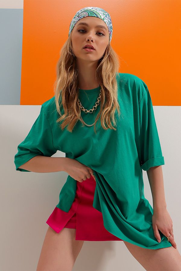 Trend Alaçatı Stili Trend Alaçatı Stili Women's Green Crew Neck Double Sleeve Oversize Cotton Basic T-Shirt