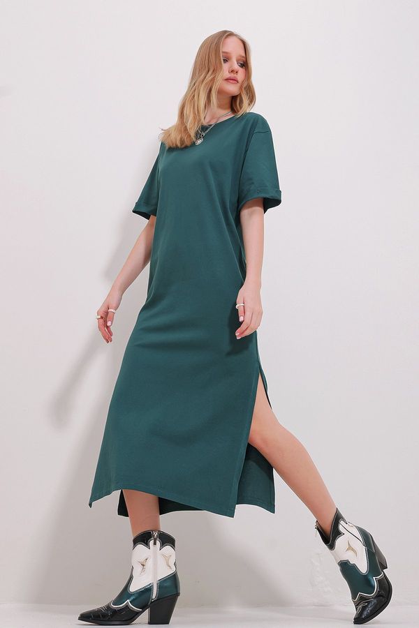 Trend Alaçatı Stili Trend Alaçatı Stili Women's Green Crew Neck Double Sleeve Slit Dress