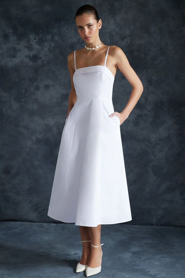 Trendyol Trendyol 100% Cotton Poplin Midi Woven Dress with White Skirt Opening at the Waist