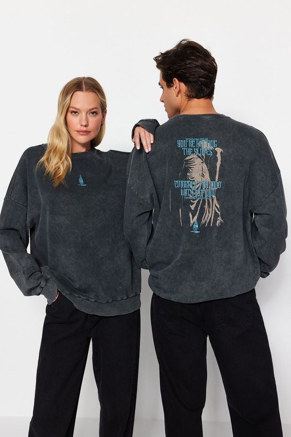 Trendyol Trendyol Anthracite Oversize/Wide Cut 100% Cotton Pale Effect Mystic Themed Sweatshirt