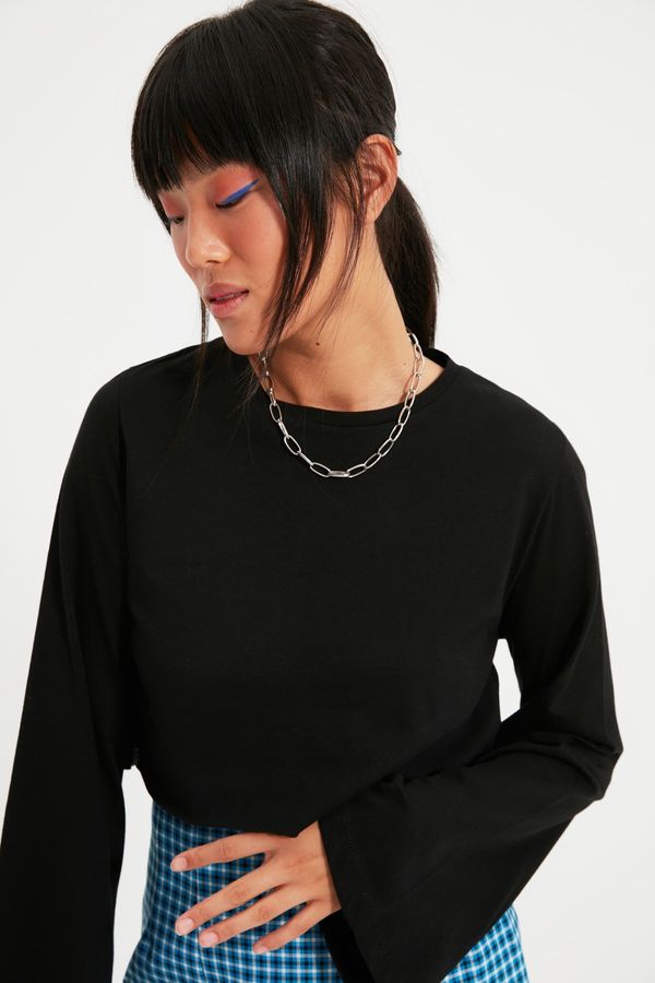 Trendyol Trendyol Black 100% Cotton Relaxed/Wide, Comfortable Fit Crop Crew Neck Knitted T-Shirt