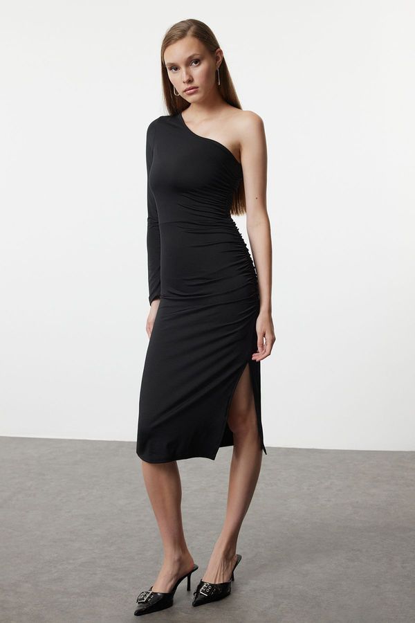 Trendyol Trendyol Black Asymmetrical Collar One Sleeve Gathered Fitted Midi Knitted Dress