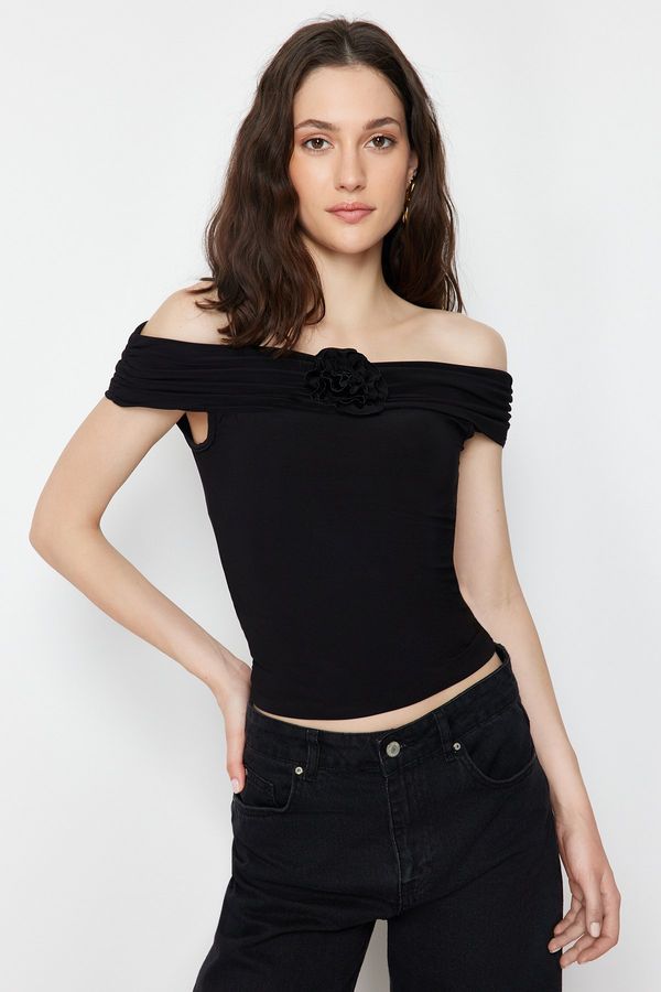 Trendyol Trendyol Black Carmen Collar Rose Detailed Crop Stretchy Knitted Blouse