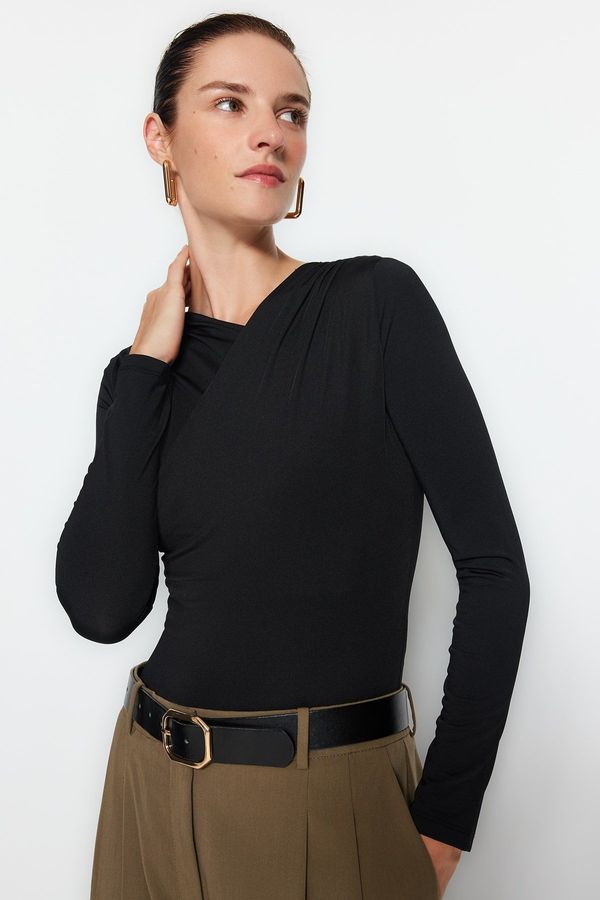 Trendyol Trendyol Black Collar Detailed Snap Snap Elastic Knitted Bodysuit