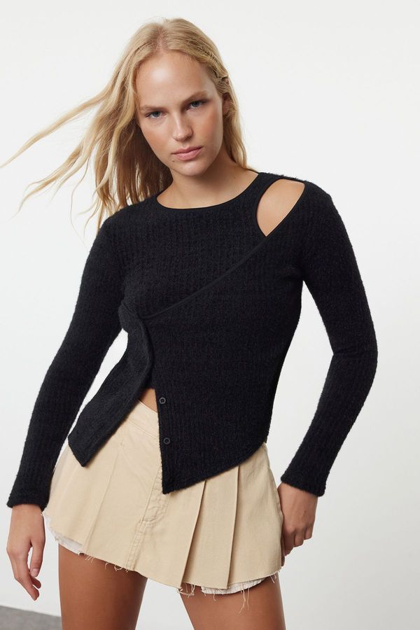 Trendyol Trendyol Black Crop Furry Side Button Detailed Knitwear Sweater