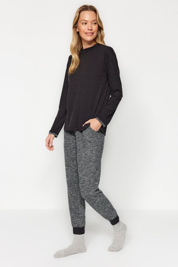 Trendyol Trendyol Black Cuff Detailed T-shirt-Jogger Knitted Pajamas Set