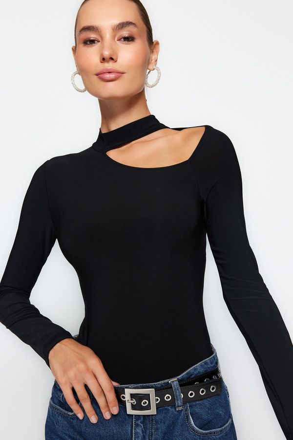 Trendyol Trendyol Black Cut Out Detail Choker Neck Fitted/Situated Flexible Snaps Knitted Body