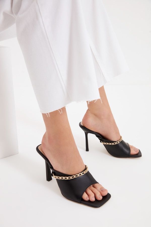 Trendyol Trendyol Black Flat Toe Women's Slippers